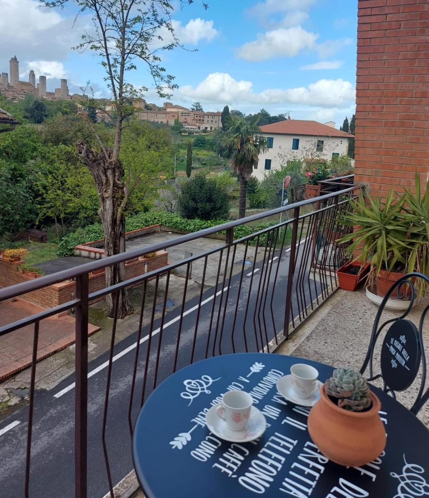 Casa Dina Apartamento San Gimignano Exterior foto